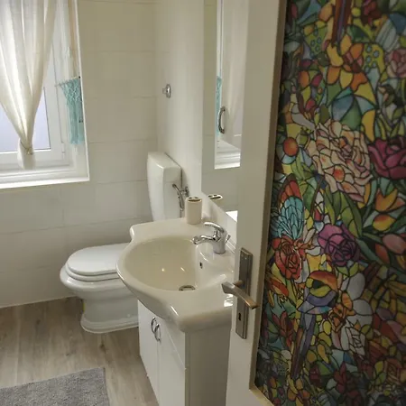 Center- Flumen Ριέκα